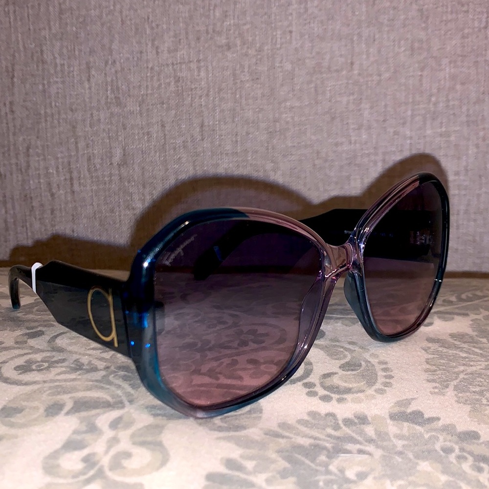 Salvatore Ferragamo Marchon Blue Antique glasses